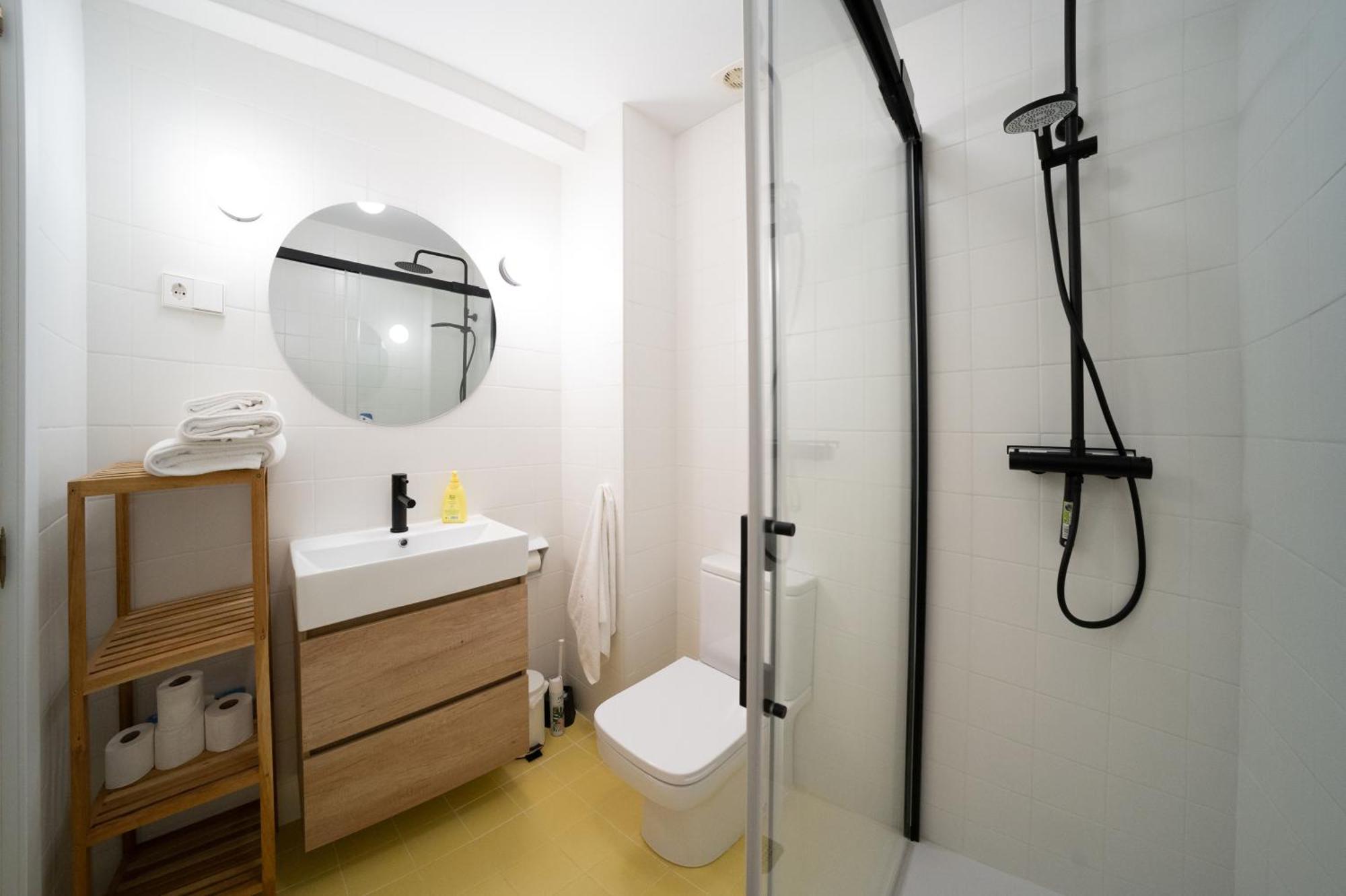 בנאלמדנה Tradicional Apartamento Central De 2 Camas Dobles מראה חיצוני תמונה
